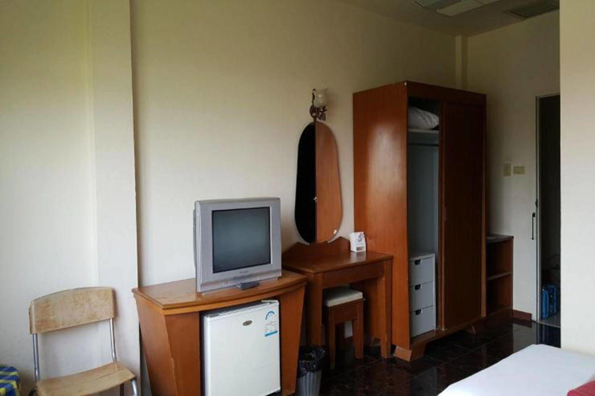 Krabi Loma Hotel Extérieur photo